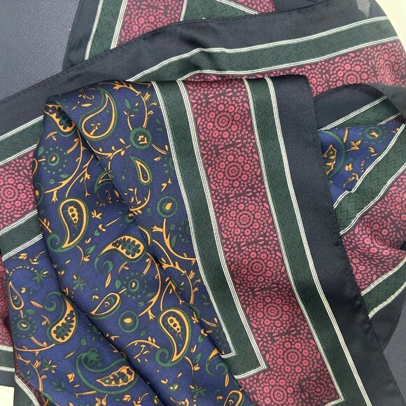 ✨Luxury Paisley Square Scarf Soft Silky Women Bandana Navy Burgundy Nautical New - Picture 5 of 6